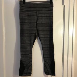 Lululemon Black/Grey Cropped Leggings
